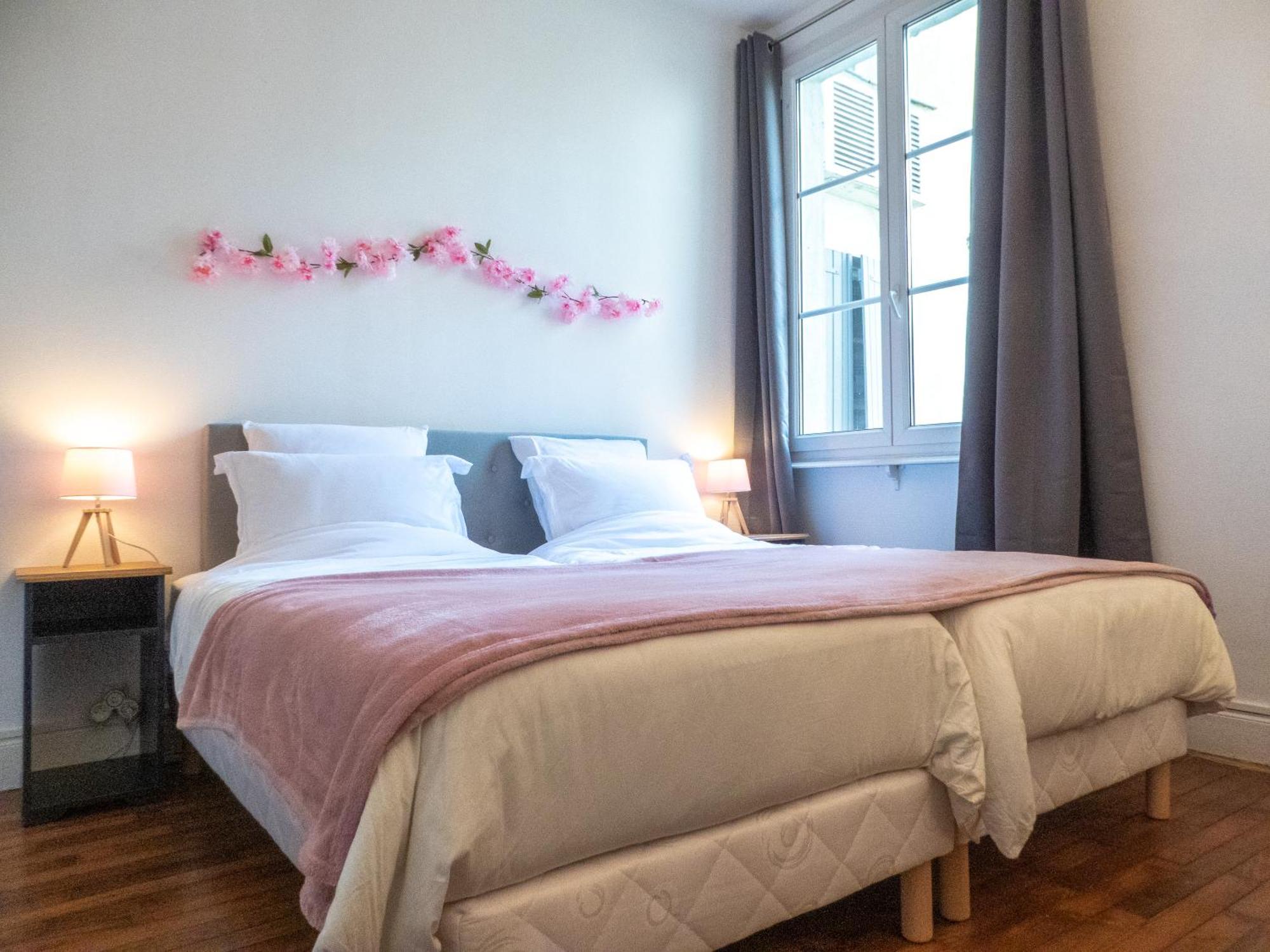 L'Amour De La Paix - Centre-Ville - Jardin - Proche Gare - Tv65"Primevideo - Ambiance Tres Chaleureuse - Parking Gratuit Sous-Video Surveillance Proche - Gere Par Presta-Zen'Services Verdun-sur-Meuse Exterior photo